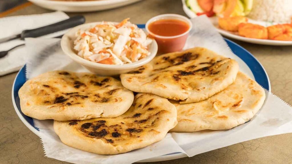 Pupusas salvadoreñas ¿Cómo hacerlas y cuantas calorias tienen?