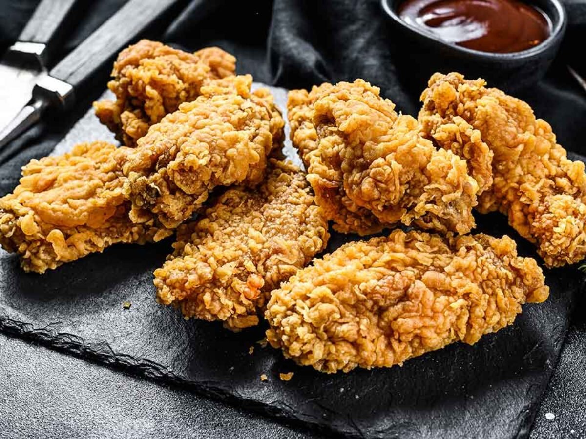 Pollo estilo KFC ¿Cómo hacer la receta y cuántas calorías tiene?