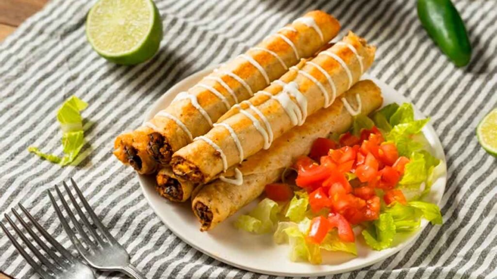 Prepara la receta de Flautas de Pollo Sazón de Mamá