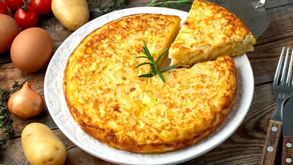 Tortilla de papas ¿Cómo hacer la receta y cuántas calorías tiene?